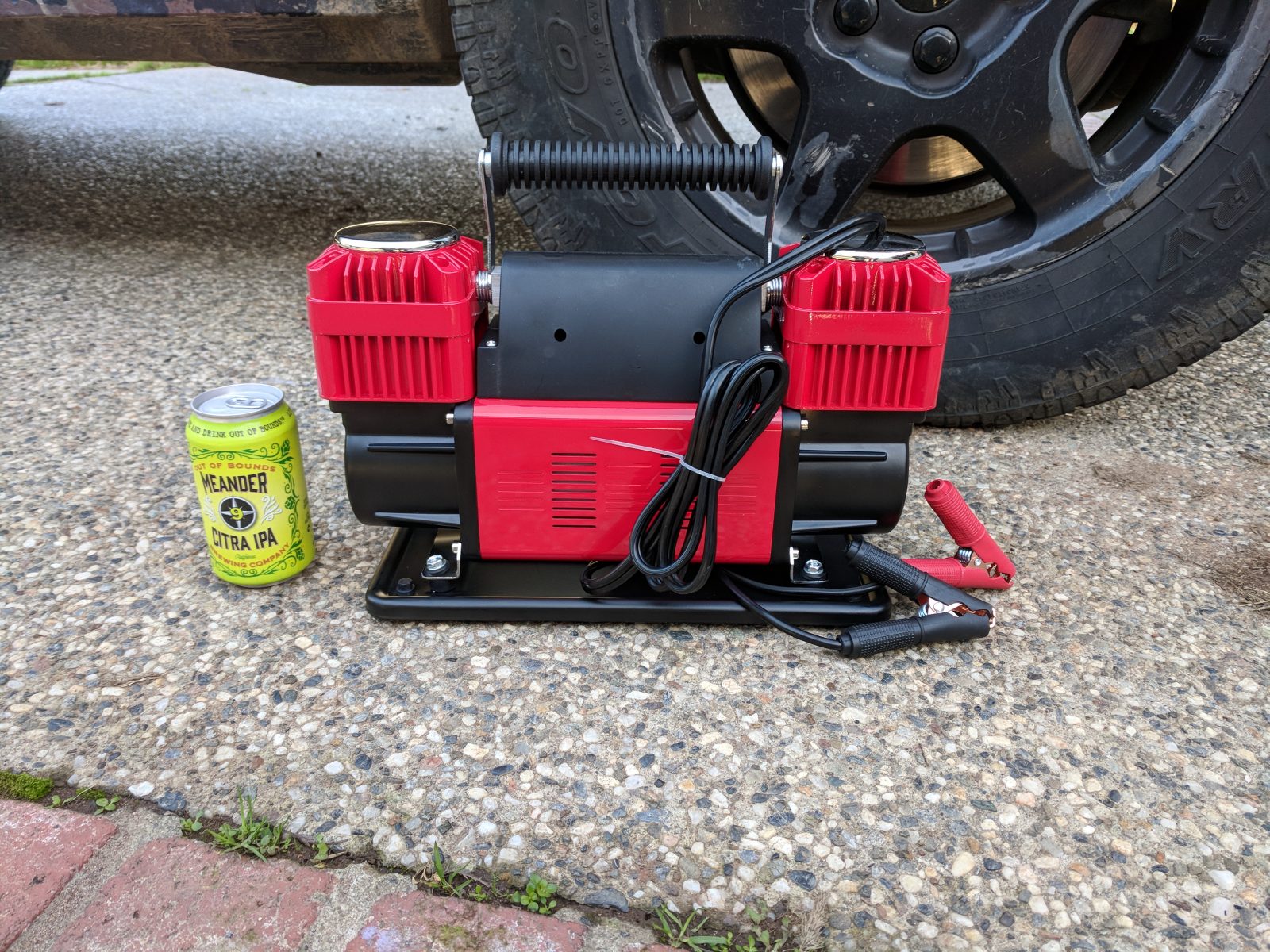 كومبروسر هواء 2سلندر 300لتر/دقيقة دفع رباعي